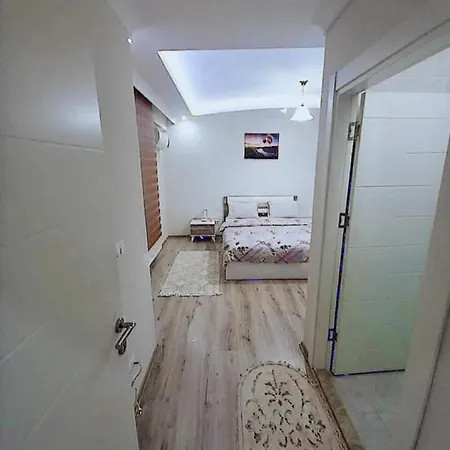 Apartment Menekse House